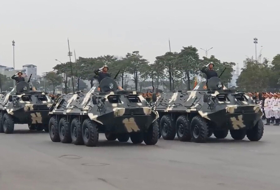 Với việc quân đội ta đang ngày càng lớn mạnh và trưởng thành, cùng với đó là mục tiêu quân đội tiến thẳng lên hiện đại vào năm 2030. Việt Nam đang nhanh chóng đẩy mạnh quá trình cơ giới hóa lực lượng bộ binh, giúp cho các đơn vị có thể nhanh chóng triển khai và rút ngắn rất nhiều thời gian hành quân.