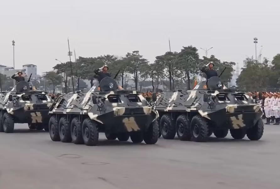 Với việc quân đội ta đang ngày càng lớn mạnh và trưởng thành, cùng với đó là mục tiêu quân đội tiến thẳng lên hiện đại vào năm 2030. Việt Nam đang nhanh chóng đẩy mạnh quá trình cơ giới hóa lực lượng bộ binh, giúp cho các đơn vị có thể nhanh chóng triển khai và rút ngắn rất nhiều thời gian hành quân.