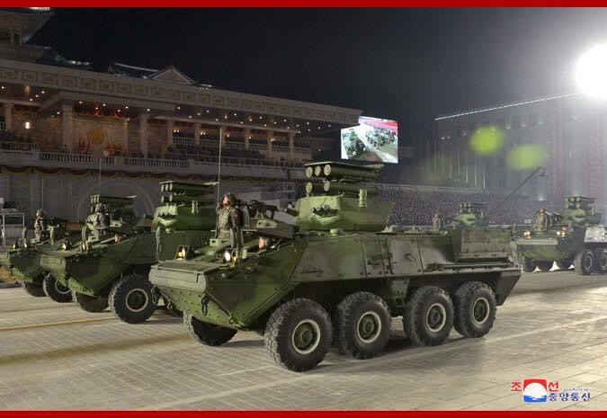 Mẫu xe thiết giáp bánh lốp 8x8 mới cũng là khung gầm cơ sở để triển khai rất nhiều loại khí tài. Người ta cũng nhận ra loại thiết giáp này có những nét tương đồng với xe thiết giáp Stryker của Mỹ. Có thể thấy, người Triều Tiên đã dùng khung gầm cơ sở này để triển khai các tổ hợp tên lửa chống tăng có điều khiển để giúp nó trở thành một phương tiện săn tăng thực thụ và cơ động.