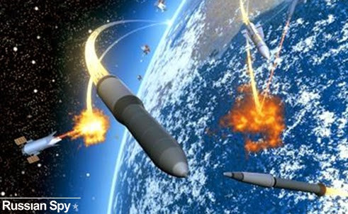 Đã có những đồn đại và thêu dệt về hệ thống chỉ huy Perimeter; nhưng gạt bỏ những yếu tố kỳ bí, điều này cho thấy một trong những điều kỳ lạ của hệ thống này, đó là Liên Xô đã giữ bí mật về sự tồn tại của họ với đối thủ Mỹ, mà nhiệm vụ của họ được cho là phải ngăn chặn.