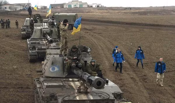 Các lực lượng vũ trang Ukraine cũng đã thâm nhập vào "vùng xám", vốn được cho là khu vực trung lập, là giới tuyến để phân tách cả hai bên đối đầu.