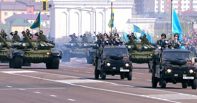 Do đó, Kazakhstan sẽ đóng vai trò là điểm tựa cho hợp tác về an ninh, kinh tế và thương mại trong khu vực. Điều này phù hợp với đề xuất của Nazarbayev về việc thành lập Liên minh Trung Á, tương tự như Hiệp hội các quốc gia Đông Nam Á (ASEAN), nhằm thúc đẩy vai trò của khu vực như một nhà lãnh đạo địa chiến lược và kinh tế.