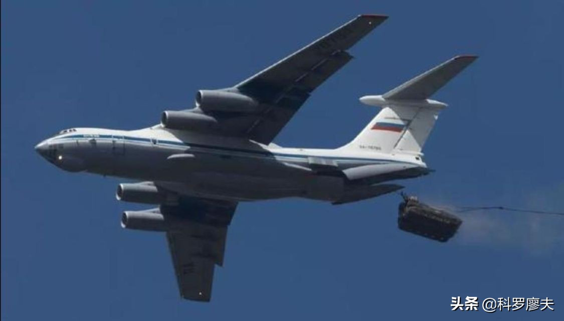 Bộ Quốc phòng Nga đã tiến hành một cuộc cải tổ quy mô lớn đối với Lực lượng Dù, đưa lực lượng này trở thành “trụ cột” của các lực lượng phản ứng nhanh, có thể chiến đấu độc lập và đủ sức giải quyết nhiều nhiệm vụ. Các đơn vị ĐBĐK sẽ được trang bị vũ khí hạng nặng như pháo binh, xe tăng, mặc dù những vũ khí này hoàn toàn không thể thả bằng dù.