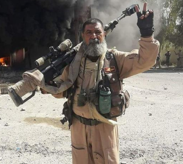 Trong các bức ảnh và video trước khi chết, người ta thấy Abu Tahseen sử dụng súng bắn tỉa Sayyad (phiên bản HS 50 của Iran). Các biến thể của khẩu HS 50 được sản xuất không phép, sẽ tiếp tục được tìm thấy trong các khu vực xung đột ở Trung Đông trong nhiều năm tới. Nguồn ảnh: QQ.