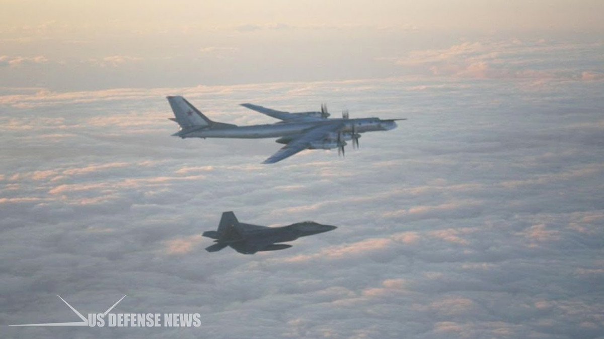 Mỹ đã từng triển khai máy bay chiến đấu F-35 tới Alaska vào năm 2020. Do kích thước của F-35 nhỏ hơn và chi phí bảo dưỡng thấp hơn F-22. Tuy nhiên, F-35 vẫn còn lâu mới có thể hoàn thiện năng lực chiến đấu.