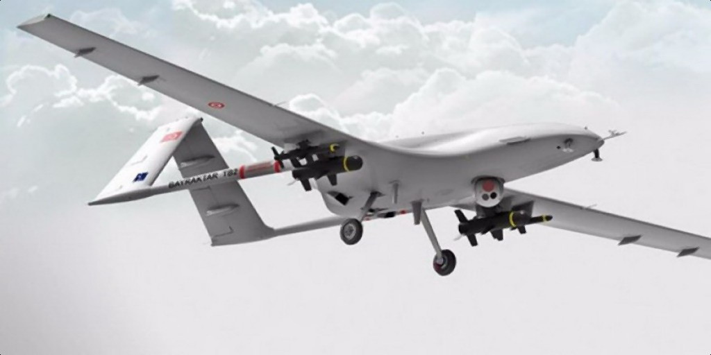Nhà sản xuất Bayraktar đã bán UAV TB2 cho Qatar và Ukraine, trong khi Serbia đang đi trên con đường của Thổ Nhĩ Kỳ, khi mua lại những chiếc Wing Loong II của Trung Quốc, để nâng tầm trở thành đối thủ cạnh tranh với UAV TB2 của Thổ Nhĩ Kỳ.