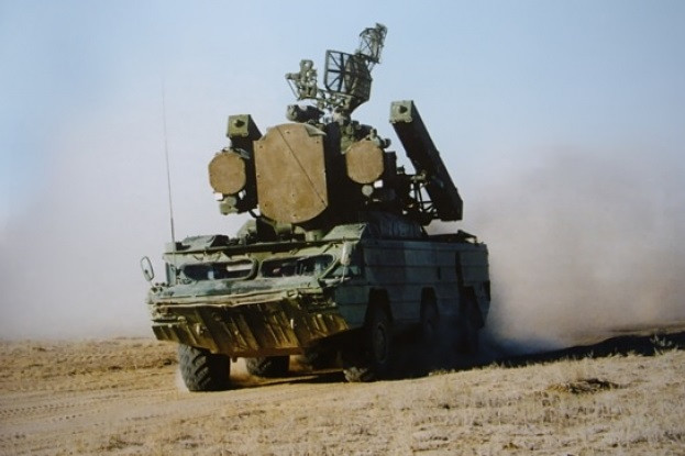 Sau đó ở khu vực Nagorno-Karabakh, trong cuộc xung đột giữa Azerbaijan và Armenia, lý do UAV TB-2 thành công rực rỡ trên chiến trường, là do lực lượng phòng không của Armenia quá mỏng, thậm chí trước khi cuộc chiến nổ ra, còn có tư tưởng “chủ quan khinh địch” UAV của Azerbaijan.