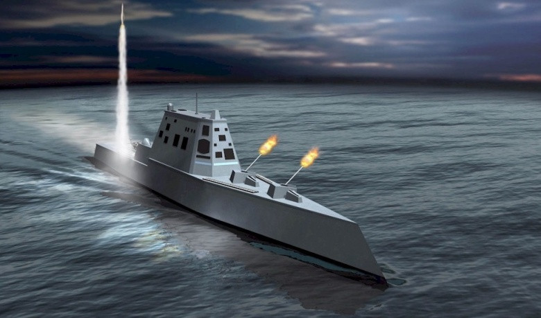 Hai khẩu pháo điện từ tiên tiến 155 mm của Zumwalt, có tầm bắn lên tới 85 hải lý và tốc độ bắn 10 phát mỗi phút, có khả năng chống tàu mặt nước. Tuy nhiên hiện nay, các khẩu pháo này phải dỡ bỏ vì không có đạn; vũ khí thay thế có thể là tên lửa đa năng SM-6.