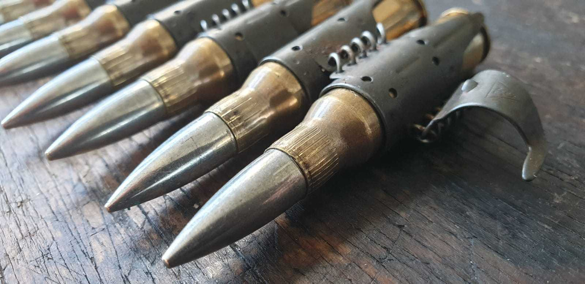 Đạn 7,62x51 mm hiện nay không được sử dụng trong các loại vũ khí tự động loại nhỏ; mặc dù nó có rất nhiều ưu điểm như có độ xuyên phá cao, tầm bắn hiệu quả tốt. Đặc biệt là khi đạn 7,62x51 mm trúng cơ thể người (trừ phần chân, tay), có thể gây tử vong tức thì.