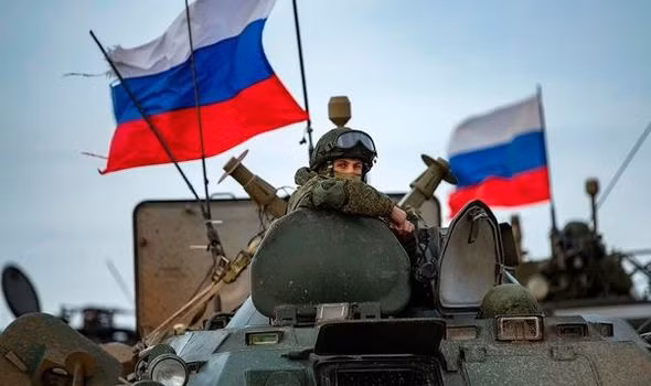 Thứ hai, Mỹ đã tham gia vào quá trình đàm phán với Nga. Biden đã chỉ ra rằng, Mỹ vẫn đang thảo luận về dự án "Dòng chảy phương Bắc 2". Nói cách khác, Mỹ sẽ không áp đặt các biện pháp trừng phạt đối với dự án.