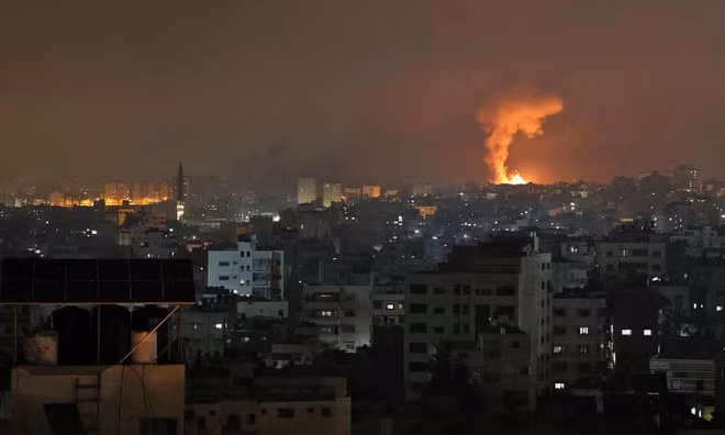 IDF cũng cho biết, họ đã phá hủy hàng chục cơ sở sản xuất tên lửa của Hamas, hàng chục đường hầm, boongke; trong đó có một số cơ sở, mà IDF tin rằng, Hamas sẽ mất nhiều năm để có thể khôi phục và gần 200 bệ phóng tên lửa.