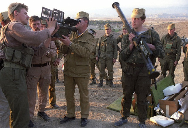 Kovtun kể lại, các chiến sĩ trinh sát vô cùng sung sướng. Tất cả đều biết Bộ tư lệnh Quân đoàn và Bộ Tổng tham mưu Liên Xô, cần những tài liệu trong tay Taliban về Stinger đến mức nào và ai thu được chiến lợi phẩm Stinger, sẽ được trao tặng danh hiệu anh hùng. 