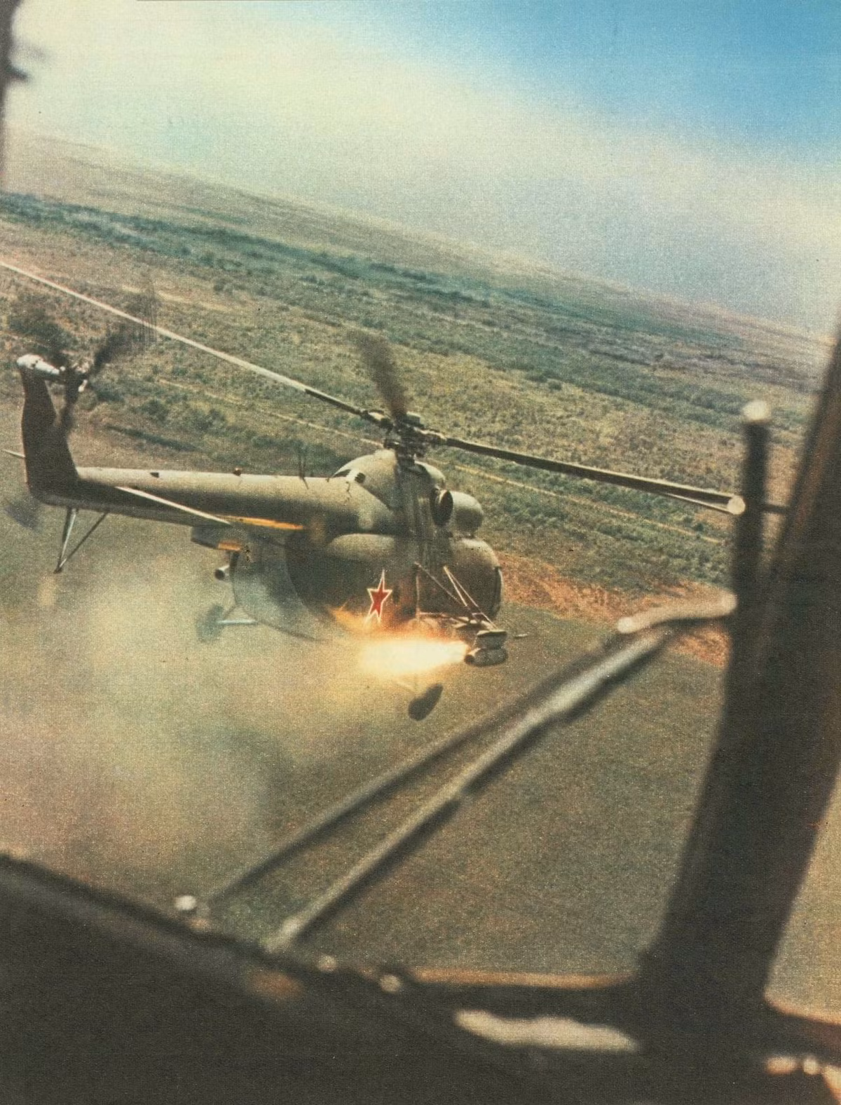 Thú vị là các trinh sát Liên Xô cho rằng, Taliban bắn máy bay bằng súng phóng lựu RPG-7. Những tay súng Taliban bị xạ thủ súng máy trên máy bay bắn hạ. Cơ trưởng của một trong những chiếc trực thăng, đại úy Sobol đã tập kích các tay súng Hồi giáo cực đoan gần đó bằng rocket.