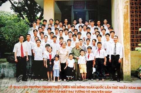 "Tôi vẫn còn có điều băn khoăn và hơn thế nữa là sự lo lắng, đó là vì sao kiến thức lịch sử lại không phổ biến sâu rộng được trong quảng đại quần chúng, như là giới trẻ?".
