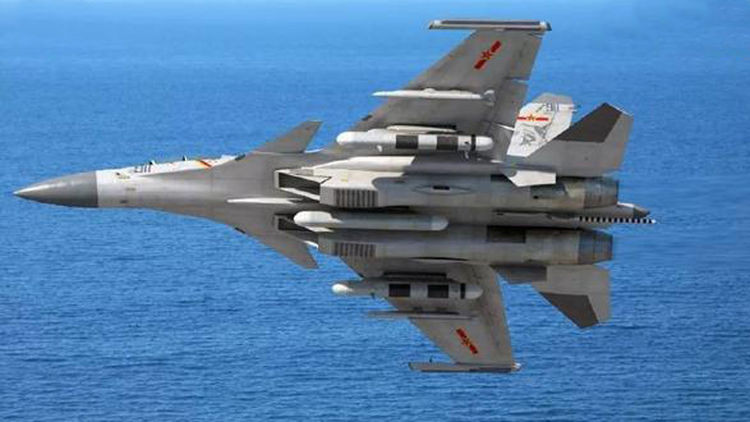 Hải quân Trung Quốc cũng có ý định biến chiếc J-15 hoạt động trên tàu sân bay Liêu Ninh và Sơn Đông thành máy bay tác chiến điện tử chuyên biệt như EA-18G Growler của Mỹ; nhưng do hai tàu sân bay trên sử dụng phương pháp cất cánh nhảy cầu, nên những chiếc J-15D không thể mang đủ tải.