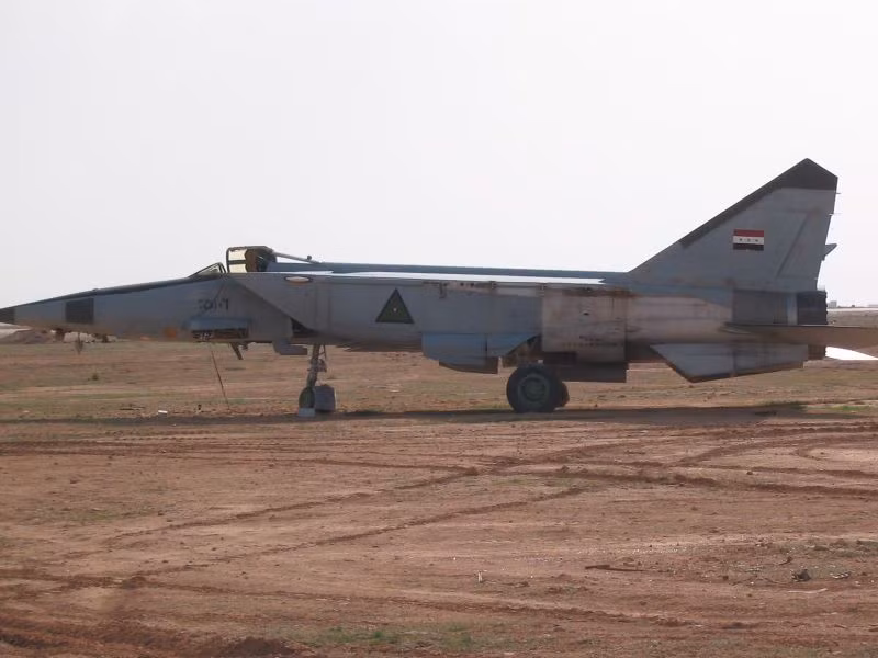 Để có thể sử dụng đầy đủ các trang thiết bị tiên tiến này, Iraq sẽ phải tiến hành đại tu quy mô lớn và nâng cấp lực lượng không quân của mình. Nhưng cũng từ quan điểm này, Iraq đã quyết tâm tách mình ra khỏi Mỹ và quay sang bắt tay với Nga.