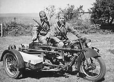 Nhưng mô hình này phải được tháo rời và lắp ráp trước khi có thể triển khai sau khi đến chiến trường. Mặc dù kế hoạch cải tiến tiếp theo đã đạt được hiệu quả bắn khi đang di chuyển, nhưng hiệu quả chống thiết giáp luôn khó đáp ứng được yêu cầu.