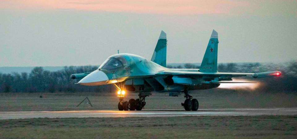 Trong trường hợp Algeria mua được loại máy bay này, những chiếc Su-34M xuất khẩu cho Algeria nhiều khả năng sẽ không bị cắt giảm tính năng theo truyền thống của Liên Xô/Nga vẫn làm trước đây (các nước khác cũng tương tự); mà phát triển phiên bản riêng biệt, như các mẫu vũ khí mà Nga xuất khẩu cho Ấn Độ.