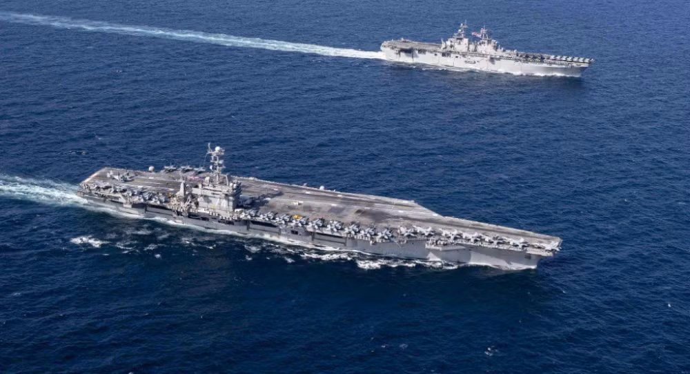 Cả ba lực lượng của Hải quân Liên Xô là tàu nổi, tàu ngầm và không quân hải quân, không ngừng săn lùng các nhóm tàu sân bay của Mỹ, sẵn sàng tiêu diệt chúng bất cứ khi nào có thể. Một cuộc tấn công phủ đầu bất ngờ, bằng tên lửa chống hạm mang đầu đạn hạt nhân, có thể gây ra thiệt hại khủng khiếp cho hạm đội tàu sân bay của Mỹ.