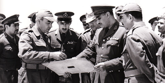 Đợt mua vũ khí của Ai Cập lần đó chiếm 85% tổng số vũ khí của Liên Xô được đưa đến Trung Đông trong giai đoạn 5 năm, từ 1951-1956; và khi được Liên Xô giúp huấn luyện, đã nhanh chóng biến Ai Cập thành một cường quốc quân sự hàng đầu, không có đối thủ trong các quốc gia châu Phi hoặc Ả Rập. 