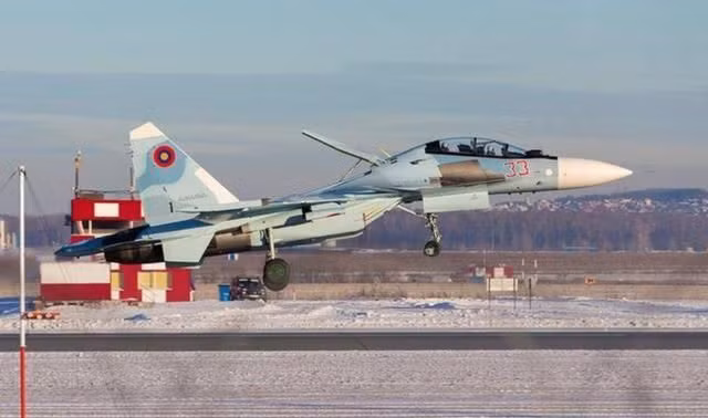 Thắc mắc lớn nhất của dư luận là tại sao Armenia không dám cho Su-30SM tham gia vào cuộc chiến, nhất là khi Armenia mất hoàn toàn quyền kiểm soát trên không? Có phải Armenia đã sợ hãi trước các máy bay chiến đấu F-16 của Thổ Nhĩ Kỳ đóng tại Azerbaijan, hay vì lý do nào khác?