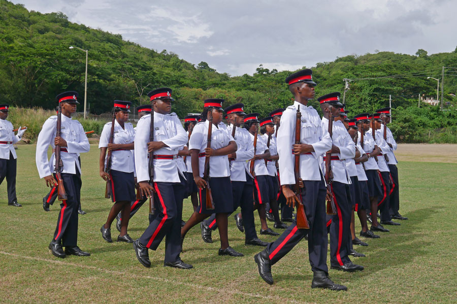 Sau khi chứng kiến những hậu quả của cuộc tranh giành ảnh hưởng giữa các nước, Herbert Blaize đã quyết đưa Grenada theo con đường trung lập tuyệt đối. Quân đội Grenada bị giải thể, chỉ giữ lại lực lượng cảnh sát.