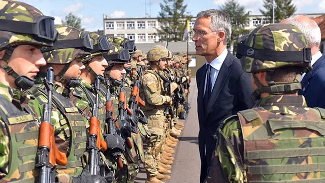 Cho đến nay, một số thành viên NATO châu Âu đã tham gia ERIP. Cùng với Mỹ, các quốc gia này lập kế hoạch mua sắm, xác định chủng loại và số lượng thiết bị được đặt hàng. Sau đó phía Mỹ thanh toán một phần đơn hàng mới và cung cấp các quyền lợi khác. 