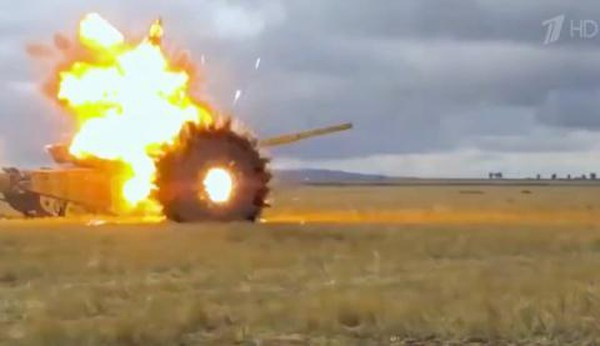 Vừa qua, hệ thống bảo vệ chủ động Afganit cũng đã tiến hành vụ thử đánh chặn thành công đạn xuyên giáp lõi uranium đã làm nghèo, điều mà trước đây được coi là không thể.