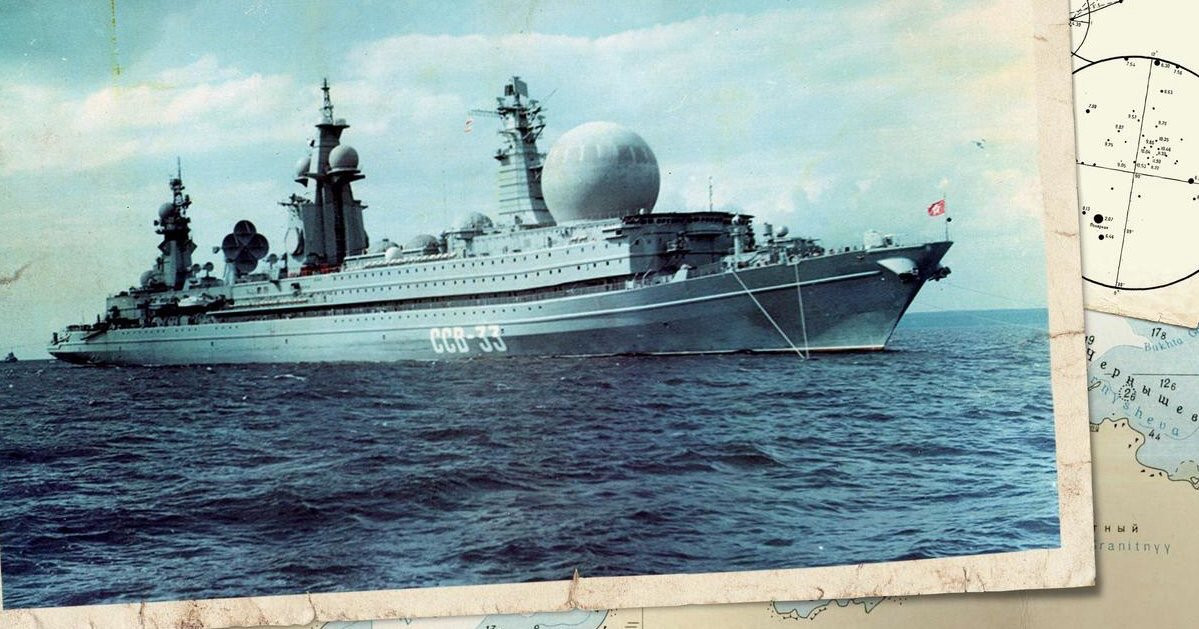 Những thủy thủ được đào tạo để khai thác tàu Ural, ngoài sự nguy hiểm trên một con tàu hạt nhân; các sĩ quan và quân nhân chuyên nghiệp ở đây, đều phải thuyên chuyển hoặc miễn nhiệm sau một năm rưỡi phục vụ trên tàu. Có những trường hợp không có người thay thế, thủy thủ đã tự ý bỏ tàu.