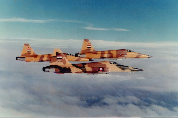 Vì vậy mà các phi công, cố vấn Đài Loan có người ở Yemen tới tận năm 1990 mới về nhà. Đến năm 1985, các phi công Yemen được đánh giá là đã thành thạo cơ bản để lái được F-5E. Thậm chí trong chiến tranh Iran-Iraq, các phi công Yemen đã có thể tự tin lái F-5E giúp Iraq không kích vào quân Iran.