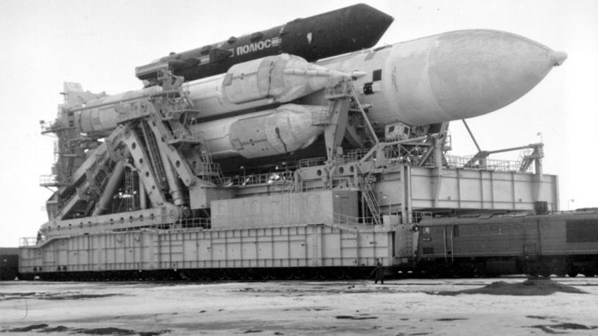 Loại vũ khí có thể bắn hạ các vệ tinh của SDI. Tuy nhiên, Polyus chỉ được triển khai 1 lần sau khi không đạt được quỹ đạo và bốc cháy ở Thái Bình Dương. Các bộ phận của Polyus sau đó đã được sử dụng, để phục vụ các chương trình không gian khác của Liên Xô. Nguồn ảnh: RBTH.