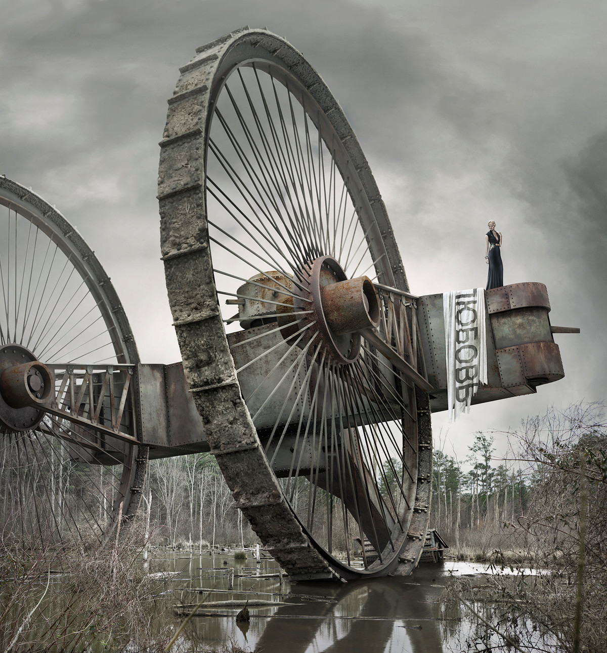 Tiếp đến là xe tăng Tsar, là một phương tiện khổng lồ với những bánh xe lớn phía trước có đường kính dài khoảng 9 mét và một bánh nhỏ phía sau để cân bằng. Tuy nhiên, khi đi vào hoạt động, loại xe tăng này đã cho thấy nhiều hạn chế nên chỉ có một mẫu xe tăng Tsar được chế tạo năm 1914.