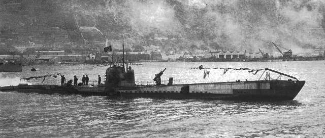 Với vũ khí như vậy, Type 93 là một sát thủ dưới nước nguy hiểm nhất với bất kỳ tàu thuyền của quân đồng minh lúc đó. Đức sản xuất tổng 24 chiếc Type 93 và suốt trong thời gian diễn ra Chiến tranh Thế giới thứ nhất, nó đã đánh chìm số tàu có tổng lượng giãn nước quy đổi bằng 411.000 tấn của phe đồng minh.