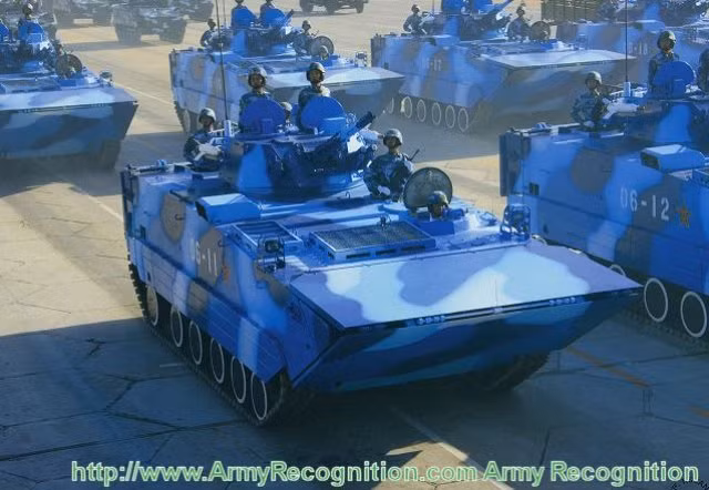 Những xe chiến đấu bộ binh thế hệ hai của Trung Quốc không thiết kế theo trường phái Liên Xô, mà thường bố trí động cơ phía trước, khoang chiến đấu ở giữa và binh lính lên xuống xe theo cửa phía sau.