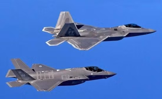 Các bản vẽ kỹ thuật này liên quan đến các thành phần của nhiều loại máy bay, tên lửa, xe tăng, động cơ tuabin khí và các sản phẩm điện tử quân sự. Những bản vẽ đã xuất khẩu, được mô tả là rất chi tiết.