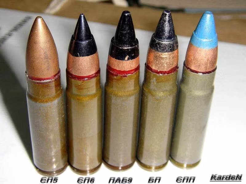 Do đầu đạn 9x39mm SP-5 được làm bằng thép cứng hoặc wolfram, nên loại đạn này có thể xuyên 6 mm thép trong phạm vi 100 m và 2 mm (độ dày tiêu chuẩn của các loại mũ chống đạn), trong phạm vi 500 m; sức xuyên này gấp đôi đạn AK-74 thông thường.