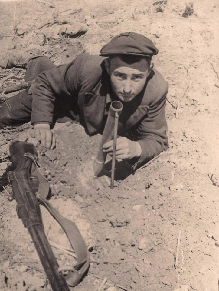 Khả năng chiến đấu kém hiệu quả của BM-37, càng trở nên tồi tệ hơn do thiếu thiết bị ngắm bắn. Việc bắn chính xác "bằng mắt" là cực kỳ khó và các thông số thấp của đạn cối càng khiến kết quả bắn tệ hại khi chiến đấu.