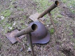 Nòng cối được sản xuất làm bằng ống thép có đường kính trong là 37 mm và thành dày 2,5 mm. Trên khóa nòng có một vòng khóa xoay, để cố định nòng ở vị trí tay cầm. Để bảo vệ bàn tay của người lính cối, một miếng lót tay bằng vải bạt, đã được bọc trên phần dưới của nòng súng.