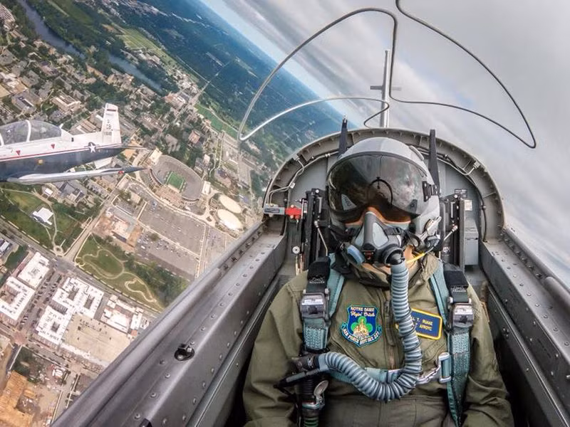 Máy bay T-6A được dùng để huấn luyện đào tạo cơ bản cho phi công quân sự thuộc Không quân và Hải quân Mỹ, từ đó phát triển lên lái trực thăng, máy bay chiến đấu, máy bay ném bom, trinh sát và tiếp dầu.