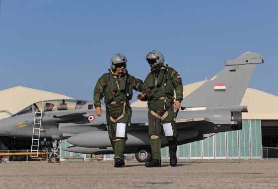 Nếu Israel là cường quốc không quân (điều này không cần phải tranh cãi) ở Trung Đông trong nhiều thập kỷ, thì Ai Cập đang dần phát triển lực lượng không quân của mình ở tốc độ vũ bão. Với việc Ai Cập mới mua thêm chiến đấu cơ Rafales của Pháp, sẽ bổ sung thêm sức mạnh đáng kể, cho lực lượng không quân nước này.