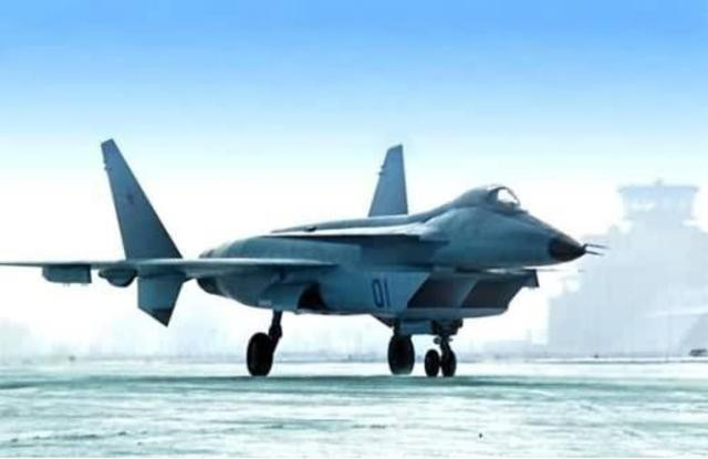 Điều khó hiểu là MiG 1.44 có các giá treo trên cánh để gắn vũ khí hoặc thùng nhiên liệu, thiết kế này sẽ làm giảm khả năng tàng hình của máy bay. Ngay thiết kế F-35 của Mỹ, có thể tùy chọn mang theo nhiên liệu hoặc vũ khí trên cánh, nhưng khi không sử dụng, các giá treo được tháo ra, để không làm ảnh hưởng đến khả năng tàng hình.