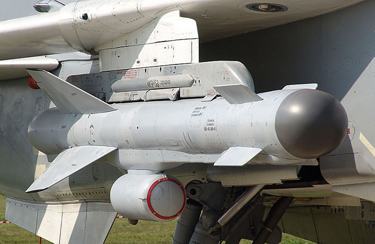 Hiện tại, tên lửa Kh-59 gần như là cấu hình tiêu chuẩn của các máy bay chiến đấu xuất khẩu của Nga; Quân đội Nga cũng đã trang bị một số lượng lớn tên lửa cải tiến, bao gồm cả phiên bản Kh-59MK2 cũng đã được thử nghiệm trên chiến đấu cơ tàng hình Su-57.