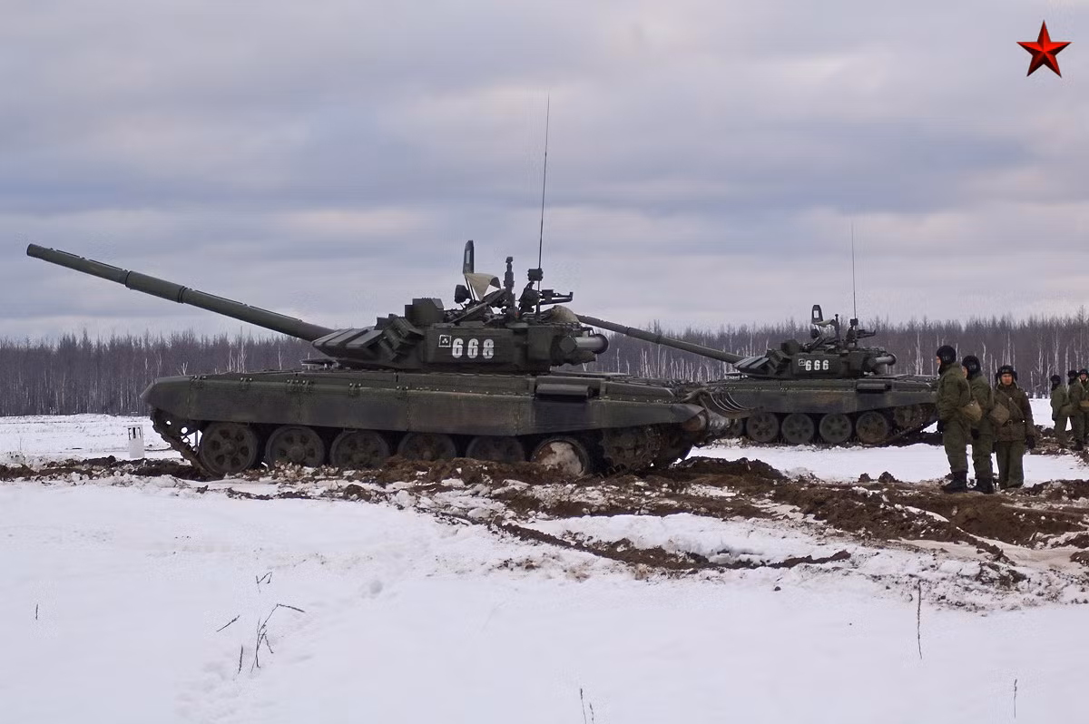 Việc Quân đội Nga đưa T-90M vào các sư đoàn xe tăng chiến đấu với số lượng lớn, chỉ là một phần nhỏ trong kế hoạch hiện đại hóa các đơn vị thiết giáp của Nga, nhằm lấy lại sức mạnh của các đơn vị xe tăng từ thời Liên Xô.