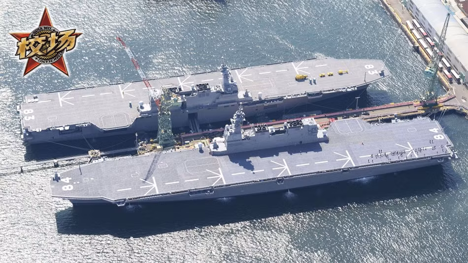 Tàu sân bay LPX-II là phiên bản sau của lớp Dokdo (LPX-I), ban đầu được dự định thiết kế là mẫu tàu tấn công đổ bộ thế hệ thứ hai mới của Hàn Quốc. Ý tưởng biến mẫu tàu tấn công đổ bộ này thành tàu sân bay, xuất phát từ Nhật Bản nâng cấp hai tàu khu trục chở trực thăng lớp Izumo.