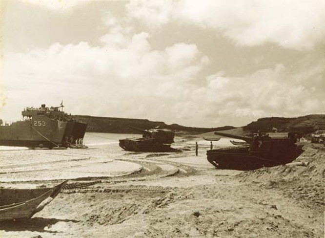 Quân Quốc dân đảng phòng ngự trên đảo Nhất Giang Sơn, nhận được mệnh lệnh chỉ huy cuối cùng của chỉ huy cụm đảo, là tướng Wang Shen-ming, đóng ở Đồi 93 báo cáo rằng, quân PLA chỉ còn cách đó 50 mét. Ngay sau đó, vị chỉ huy đã tự sát bằng lựu đạn.