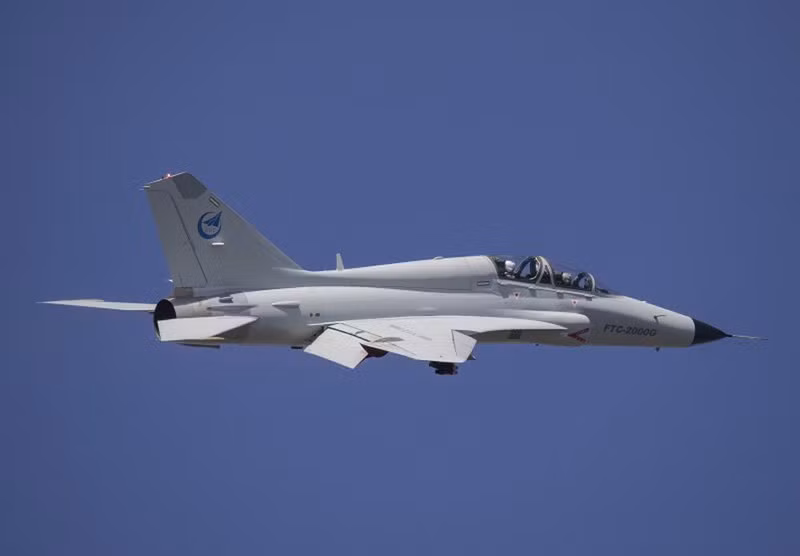 Theo tiết lộ, chiếc FTC-2000G đầu tiên được chuyển giao thuộc hợp đồng mua 6 chiếc được Campuchia ký kết với Trung Quốc trong năm 2020. Dự kiến toàn bộ lô hàng sẽ được bàn giao đầy đủ từ giờ đến năm 2023. Có thể nói, chiếc đầu tiên bàn giao chỉ sau một năm đặt hàng cho thấy tốc độ sản xuất khí tài đáng kinh ngạc của Trung Quốc.