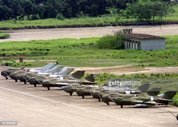 Mặc dù sở hữu số lượng máy bay chiến đấu đông đảo, nhưng Trung Quốc thiếu phi công giỏi và học thuyết không quân tiên tiến, điều này ảnh hưởng nhiều đến khả năng chiến đấu của Không quân Trung Quốc. Do vậy, Không quân Trung Quốc đông, nhưng không hẳn mạnh. Nguồn ảnh: Sina.