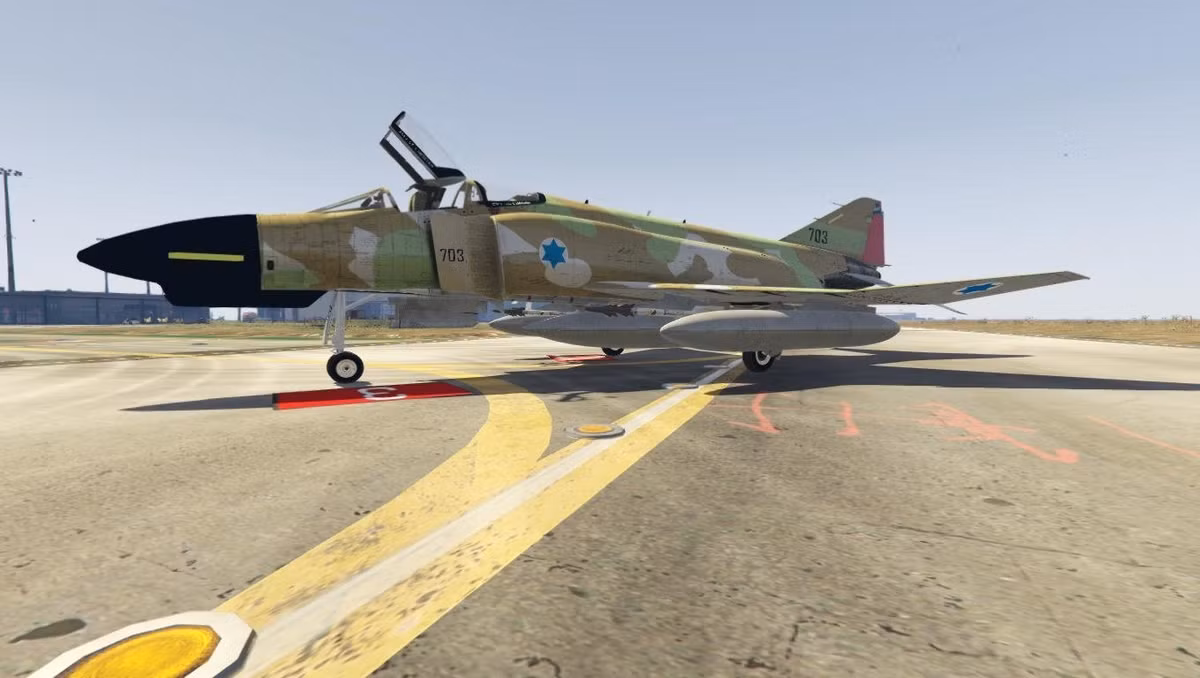 Tuy nhiên, những chiếc F-4 đã thực sự thành công trong tay phi công Israel. Được trang bị cho lực lượng Không quân Israel từ năm 1969, nhưng đã 116 lần bắn hạ máy bay chiến đấu của không quân Ai Cập và Syria; thậm chí là cả những chiếc MiG-21 do phi công Liên Xô điều khiển.