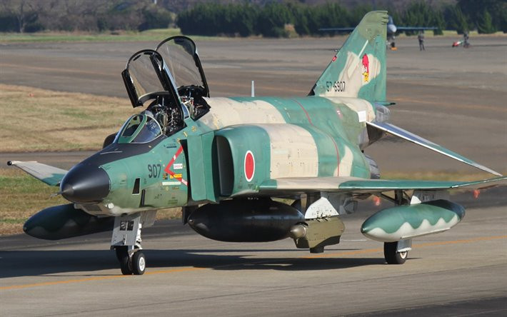 Những chiếc F-4 được nâng cấp, có thể sử dụng những vũ khí đối không, đối đất và đối hải hiện đại. Nhưng ít ai trong số những người chứng kiến chuyến bay đầu tiên của F-4 vào năm 1958, có thể ngờ rằng, nó vẫn là chiến đấu cơ, hoạt động trên tuyến đầu, hơn 60 năm sau đó. Nguồn ảnh: PInterest.