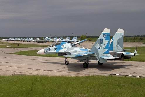 Giới lãnh đạo Quân đội Ukraine tin tưởng rằng, nền kinh tế Ukraine đến năm 2035 sẽ thoát khỏi khủng hoảng và khi đó Không quân Ukraine có thể trang bị những chiến đấu cơ hiện đại nhất, kể cả là F-35.